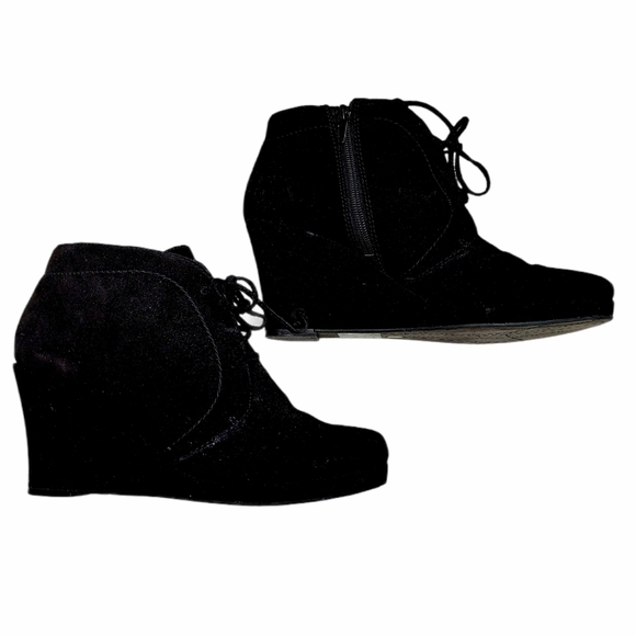 Dolce Vita Black Size 9 Lace Up Wedge Booties - Picture 3 of 12
